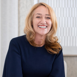 Dr Rica Viljoen